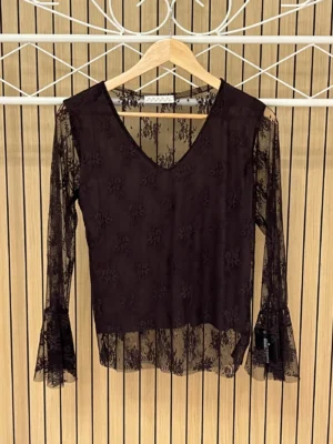 Camiseta de encaje puños volante con forro chocolate