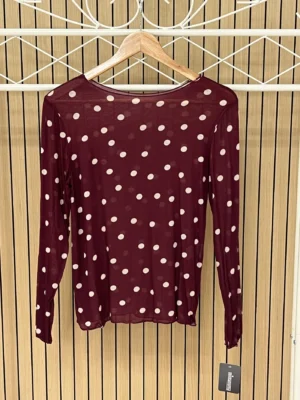 Camiseta tul lunares granate