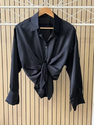 Camisa raso lisa negra