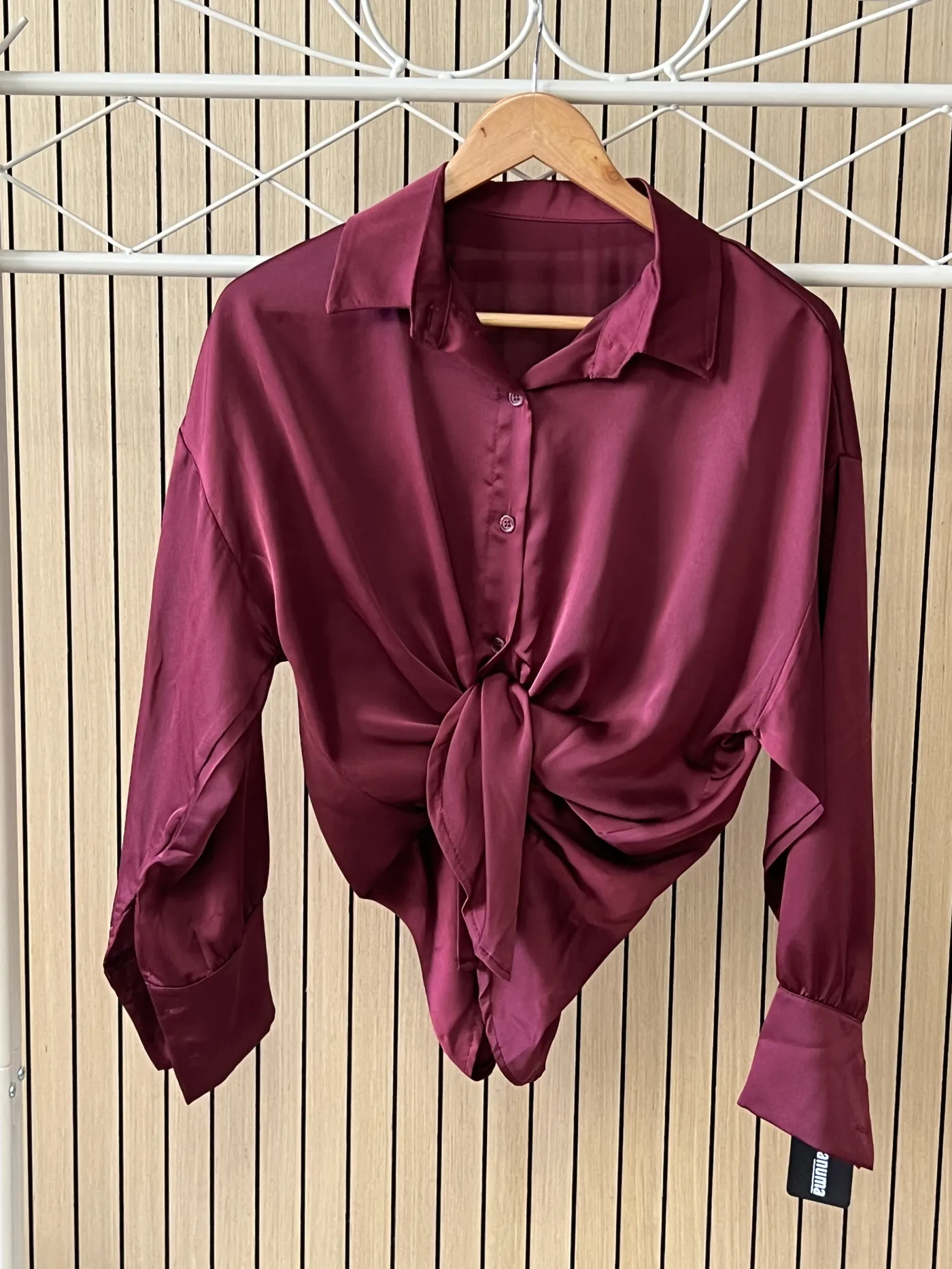 Camisa raso lisa granate