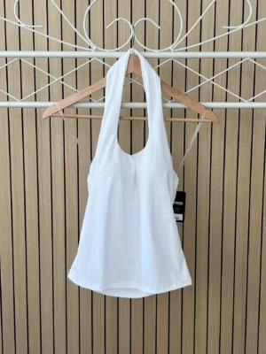 Camiseta lycra al cuello blanca