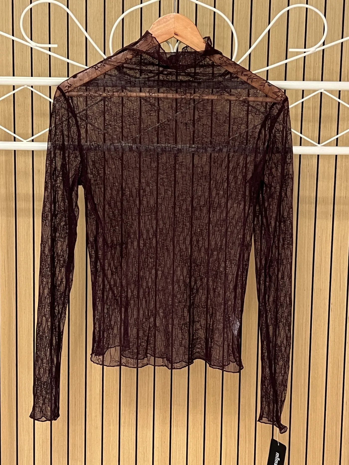 Camiseta transparente tul berenjena
