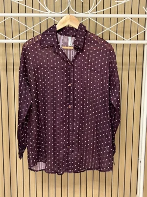 Camisa lunares transparente brillos berenjena