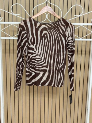 Camiseta tul zebra chocolate y beige