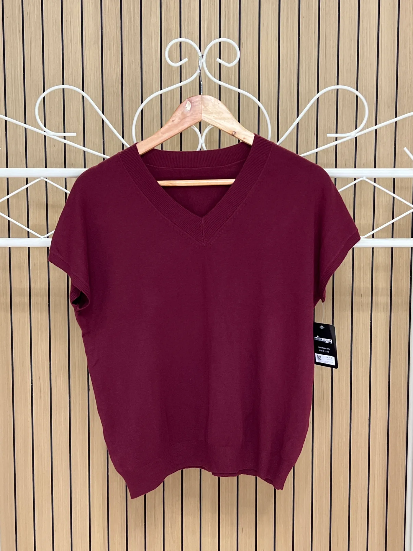 Jersey punto fino manga corta escote pico granate