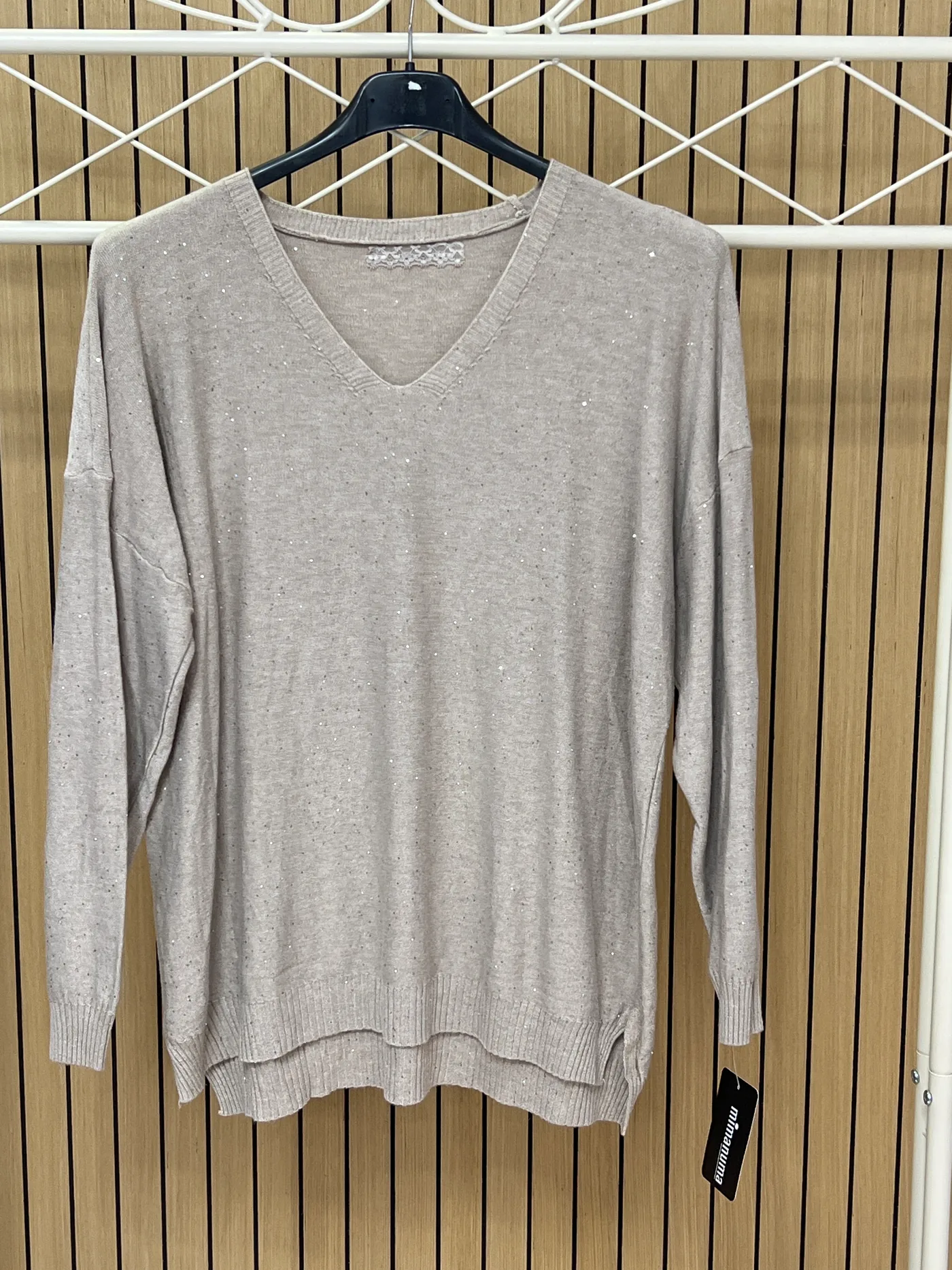 Jersey punto brillos manga larga escote pico taupe
