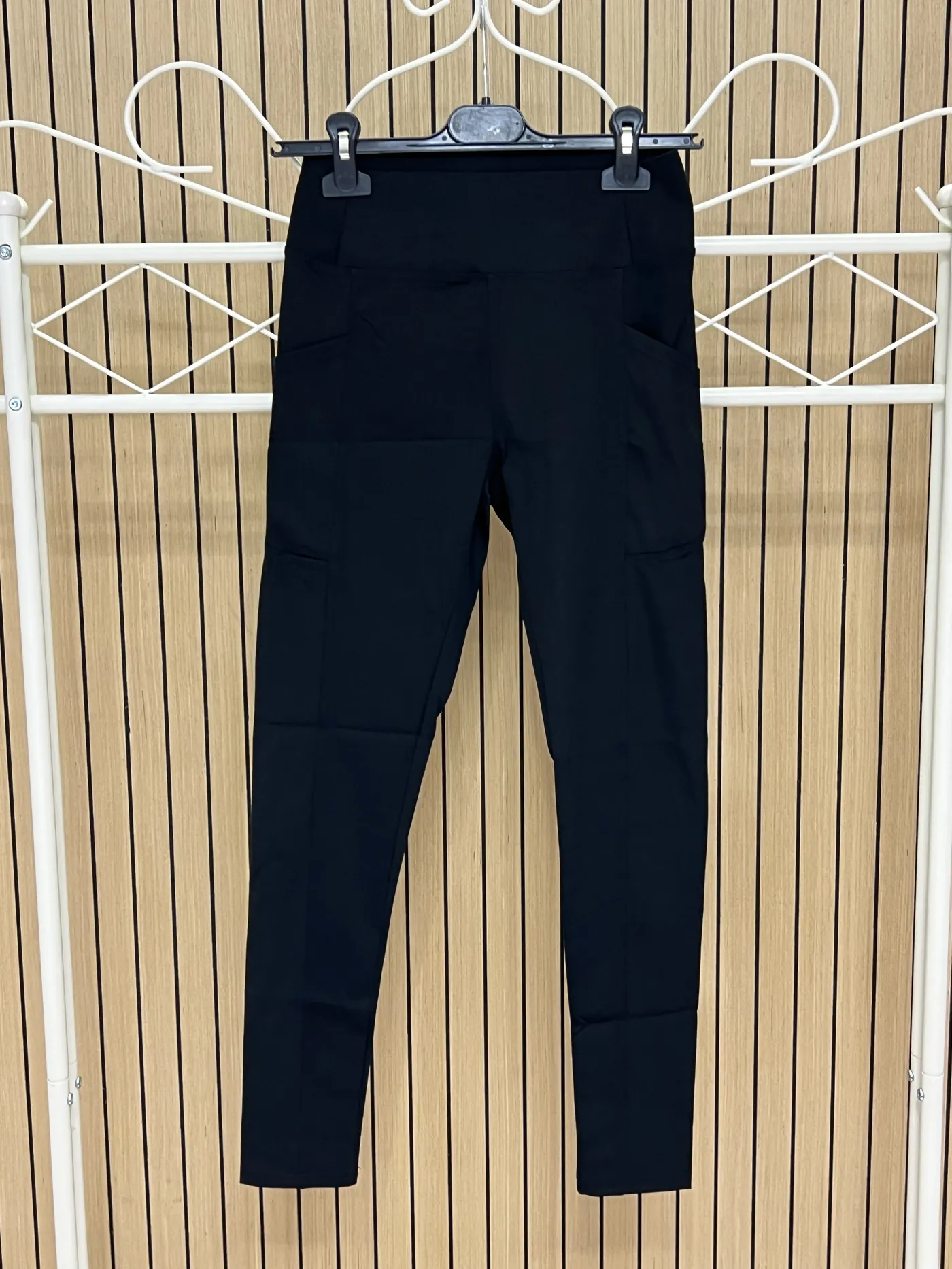 Malla lycra 2 bolsillos negra