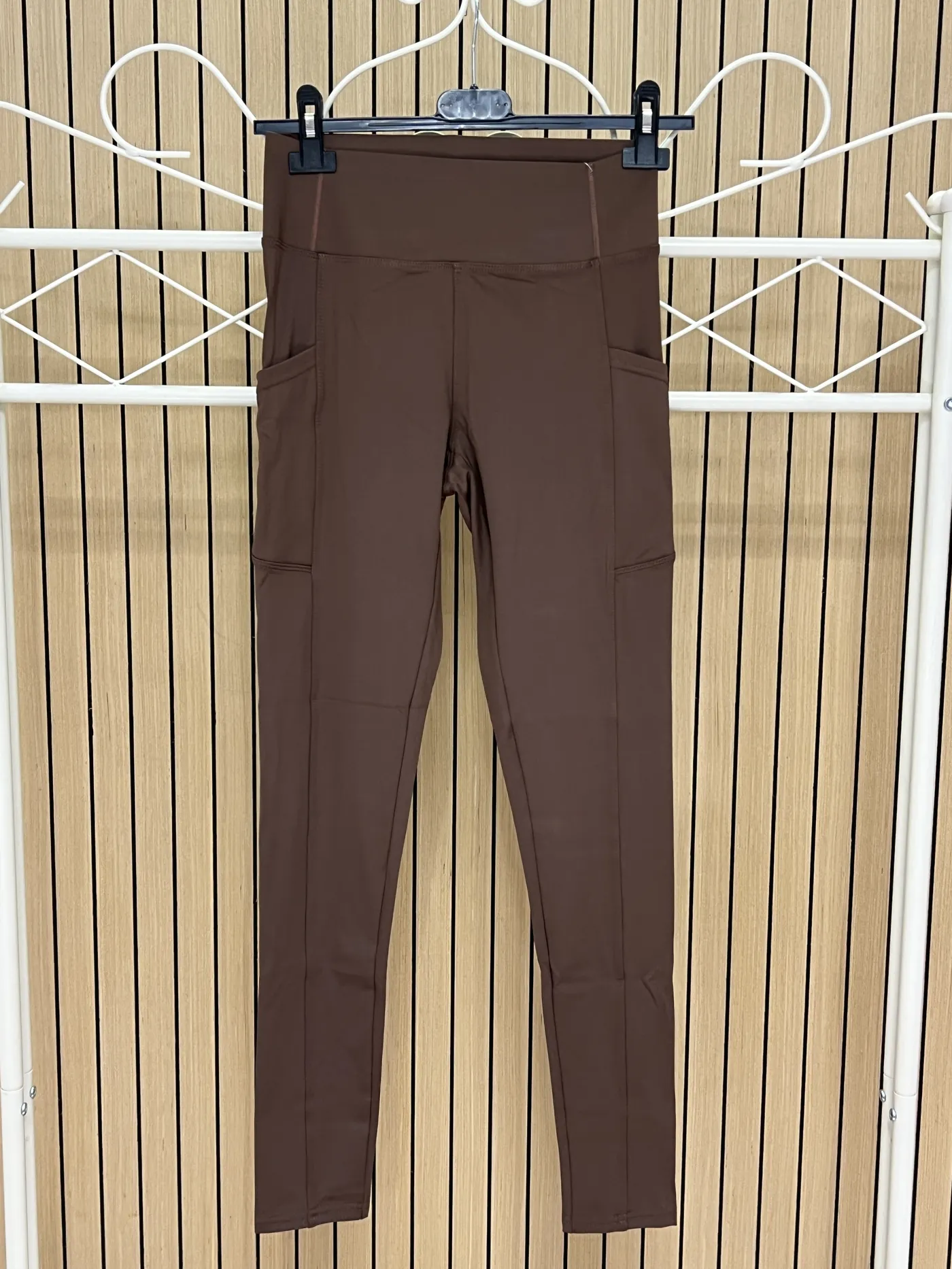 Malla lycra 2 bolsillos chocolate