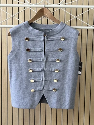 Chaleco de punto con con botones coronel gris