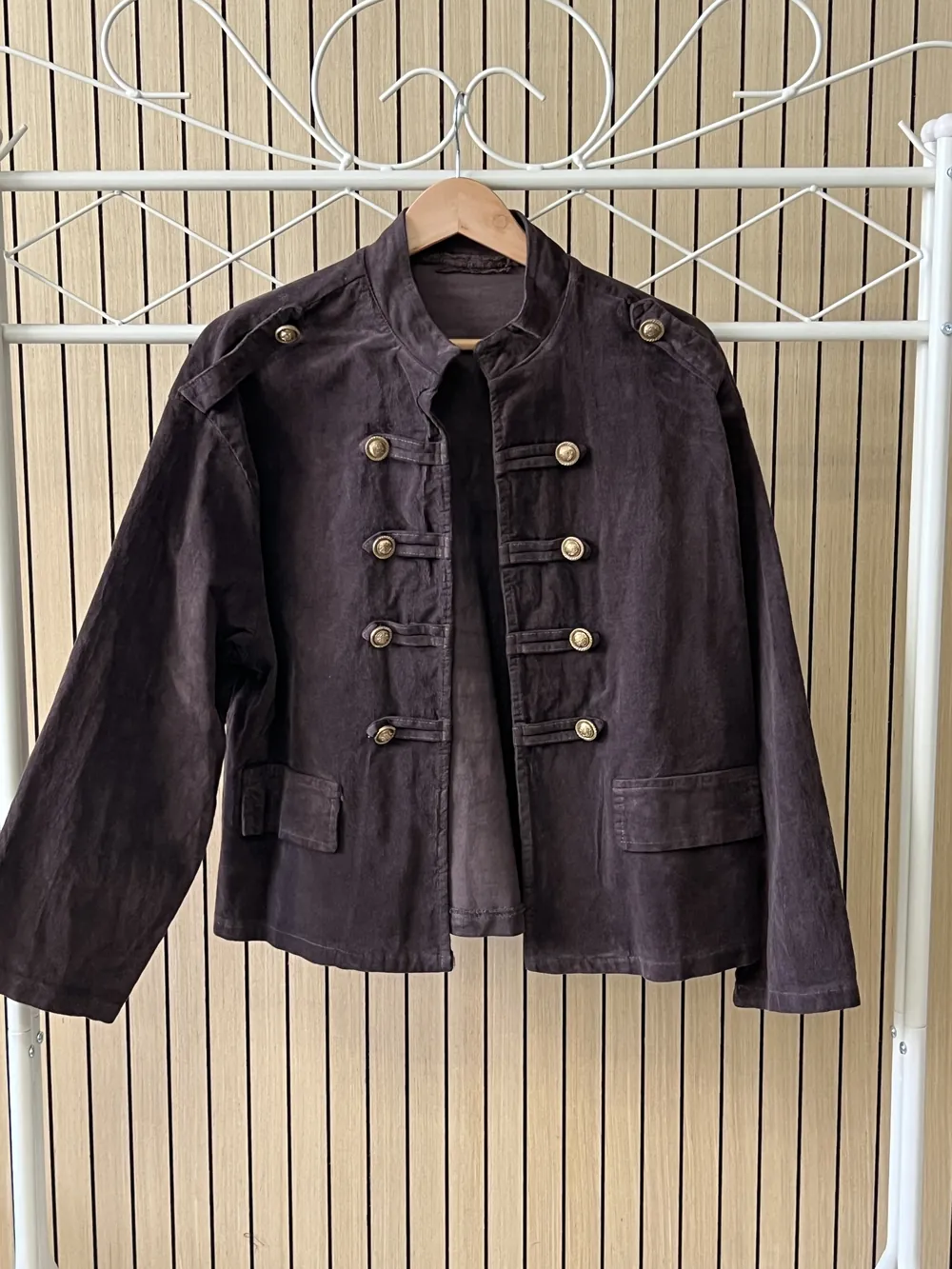 Chaqueta de pana botones coronel chocolate