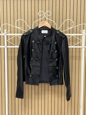 Chaqueta polipiel botones coronel negra